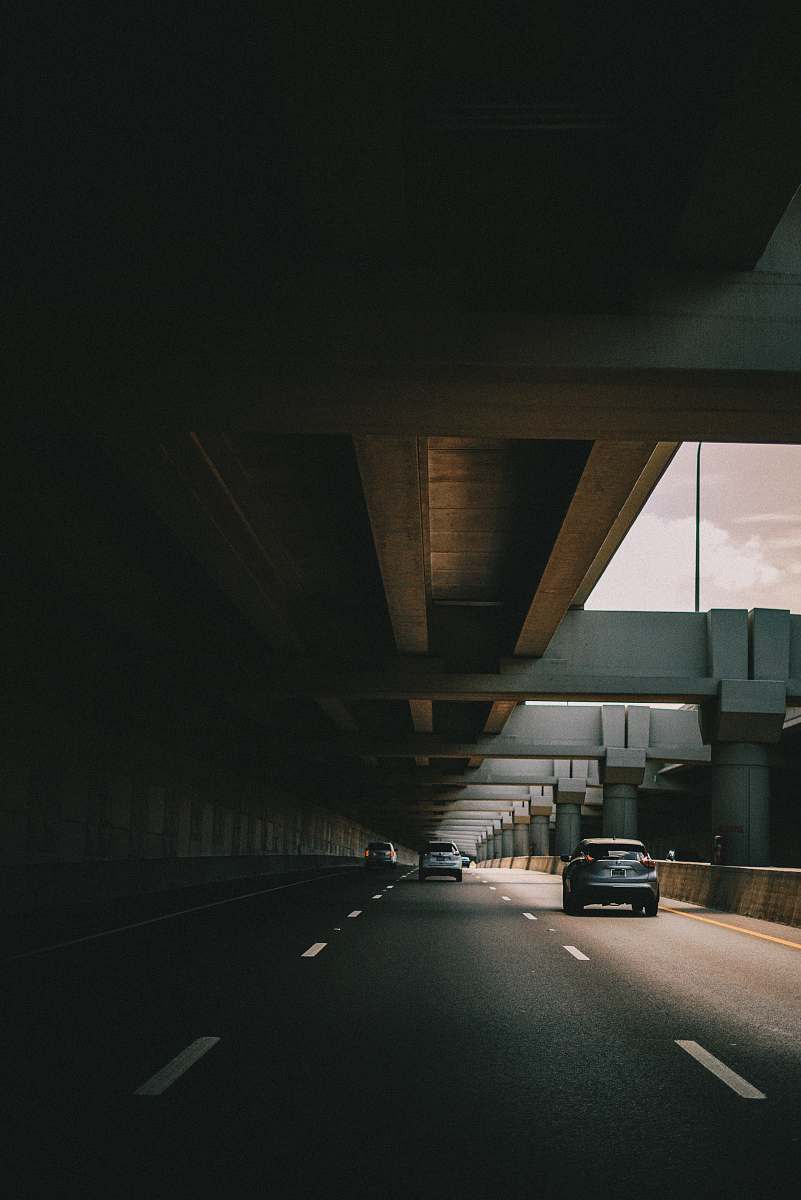 iphone wallpapers running vehicles on road under bridge iphone backgrounds